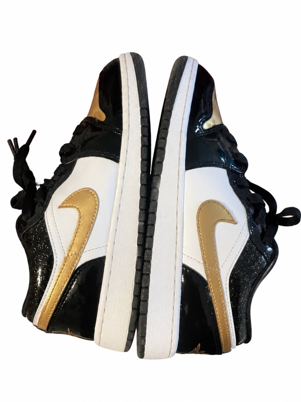 Jordan Kids Low-Top Sneakers in Black, White & Gold